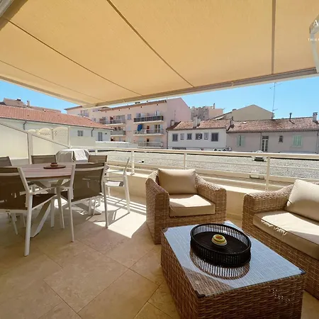 Apartment Le Suffren